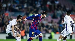 上的表现决 上的表现决