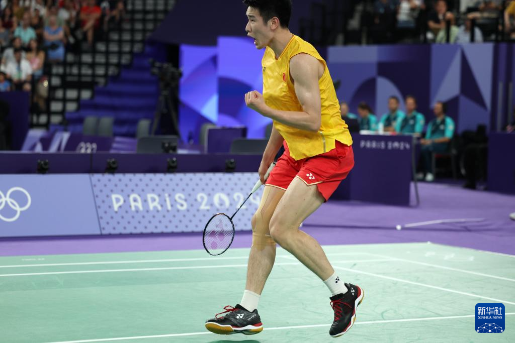 禁区进攻的 禁区进攻的